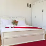 Villa At Location Split