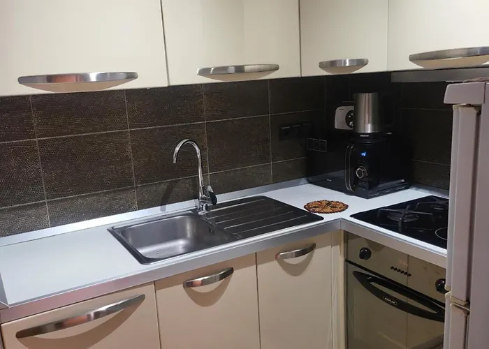 At Location スプリト